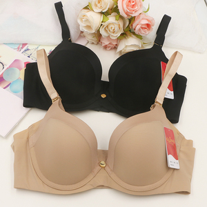 e罩杯文胸无钢圈