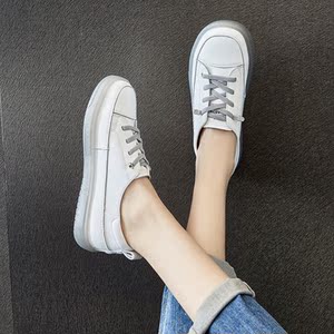 百丽夏真皮小白鞋女2021新款夏轻便防滑牛筋底系带中老年休闲鞋女