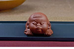 张爱成童趣 舞狮人 紫砂茶宠 可喷水 摆件 工艺品