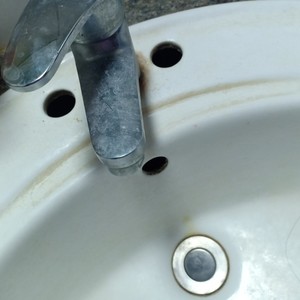 一对装 硅胶堵孔 白色面盆洗手盆水堵水池溢水孔水塞不密封防臭堵