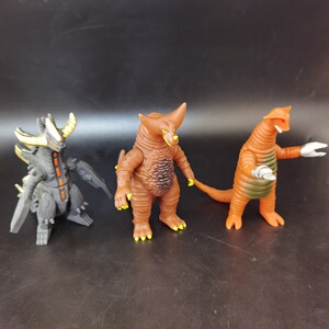 魔格玛伽古兰特王萨德拉哥莫拉软胶怪兽可动人偶玩偶儿童玩具组合