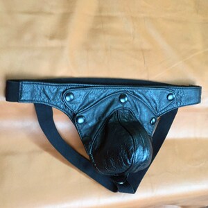 专业定制男士真皮牛皮双丁短裤情趣游戏可拆卸皮内裤型男演艺潮品