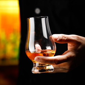 威士忌品鉴杯水晶闻香杯试酒杯郁金香杯玻璃甜酒杯ISO专业品鉴杯