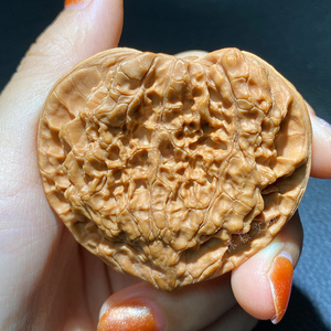 文玩核桃扁片桃心