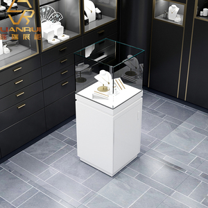 橱窗精品展柜白色手办模型玻璃展示柜推拉中岛珠宝柜台定制广东省