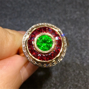75 0.8克拉18k金翠榴石戒指主石俄罗斯产地霓虹感超强