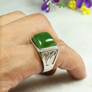 天然和田玉碧玉男款玉戒指 男士指环925银镶嵌菠菜绿手饰男送证书