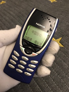 nokia诺基亚 8210 库存 尾货 正品 原装 经典尾巴手机
