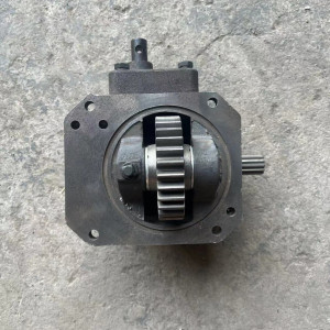 福田拖拉机配件 tb554/524/604系列拖拉机分动箱总成(28-33齿)