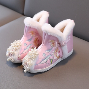 搭红色旗袍鞋子女童兔兔唐朝小公主绣花靴襦裙搭配儿童秋冬古代