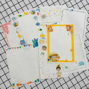 a4纸上装饰照片幼儿园图片