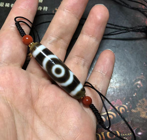 西藏天珠正品莲花三眼天珠黑白油润非常漂亮长41mm招财财神天珠