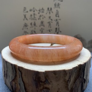 内蒙古琳洋佘太翠天然玉石无籽草莓酱女士手镯高档