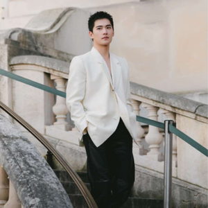 明星杨洋同款巴黎男装周白色西装休闲外套欧美加肥加大宽松西服男