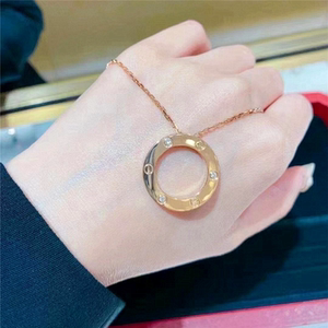 cartier/卡地亚 love 三钻大饼项链 18k玫瑰金满钻圆饼男女锁骨链