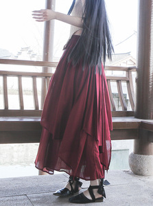 原创清冷氛围感不规则拼接大摆拼接半身裙暗红色蓬松感长裙仙气女