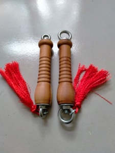 螺母麒麟鞭钢鞭甩鞭健身鞭迪尼麻鞭头鞭梢镶铜牛筋把手海帆与风100