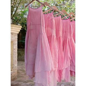 点点夏季新款法式今年流行漂亮小裙设计感显瘦洋气粉色吊带连衣裙