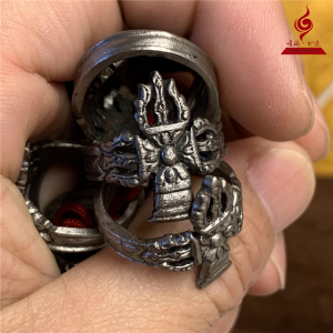 唐东嘉波原铁戒指 指加 金刚铃杵戒 素戒 纯手工 噶玛如意店 包邮