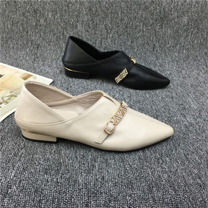 品牌tommys queen断码处理2019秋季真皮女鞋尖头金属搭扣低跟鞋