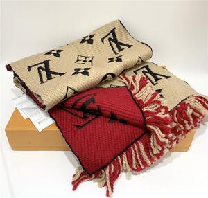 【98新附小票盒子】lv红色双面围巾 中古优品g7881