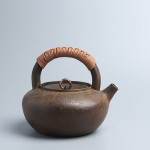 日本高冈竹中胜治大师作土瓶形蜡型铁壶茶具烧水壶容量约1000毫升