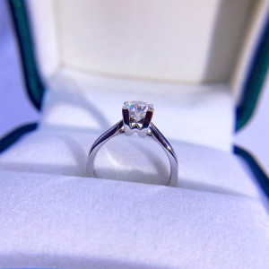 18k白金四爪钻戒hw字母戒指莫桑石au750戒托空托改款定制