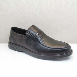 佰纳皮鞋男真皮