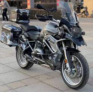 春风国宾gt650巡航旅行金翼1800宝马大船踏板250cc马杰斯特摩托车多