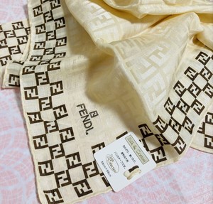 绝版【现货】日本代购fendi芬迪高级丝绵经典老花手帕方巾丝巾58c