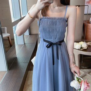 蓝色吊带裙内搭2021年新款法式设计感小众外穿温柔风气质网纱裙女