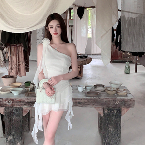 FairyJiang夏季新款白色斜肩雪纺连衣裙收腰短款仙女蛋糕裙含花朵