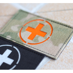 医疗章魔术贴 十字臂章医疗队章反光500d尼龙 头盔贴 背心士气章