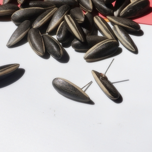 超逼真瓜子耳钉陶瓷s925银针沙雕搞怪气质恶搞耳饰吃货款耳环耳夹