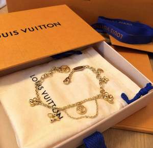现货 lv路易威登blooming女士金色小花手链 五花四叶草m64858