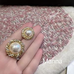 Manna珍珠拼接麻花钻钻金属扣时尚镶钻珍珠钻石高档大毛衣上衣扣