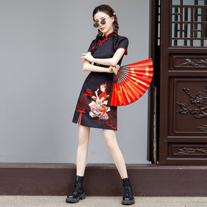 黑色旗袍2024夏季国潮印花年轻改良少女中国风炸街短款撞色连衣裙