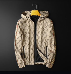 2021秋季新款古奇休闲印花修身连帽夹克男酷奇双g条纹风衣外套薄