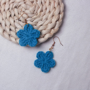 00qzsppj淘宝夏季新款珍珠小五瓣小花朵毛线花 diy古风发簪发夹耳环