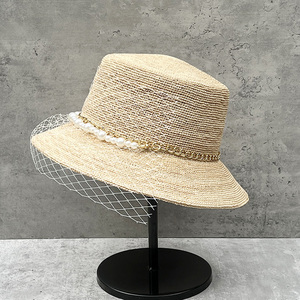 设计款细钩针拉菲草帽女夏季法式复古时尚网纱珍珠遮阳防晒太阳帽