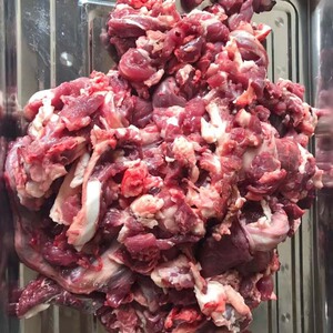 【特价】狗粮喂狗牛碎肉牛肉边角料便宜的牛肉胎牛肉狗粮一件60斤
