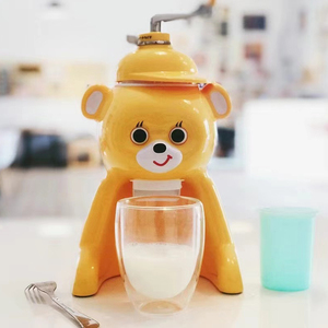 儿童碎冰机刨冰机手动家用小型绵绵冰小丸子可爱卡通公仔动物