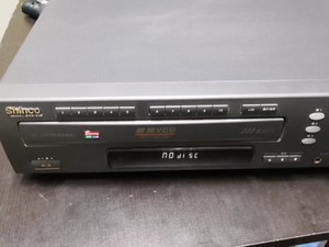 新科超级vcd.型号svd-330,各个功能都好用,老机器