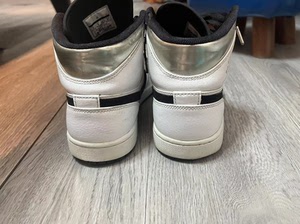 000人付款淘宝全新正品aj1 mid小伦纳德 码数43tb1411349715329.