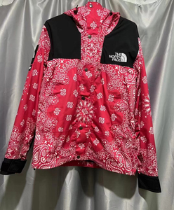 supreme tnf红腰果花 s码 充新成色 日本标 日本