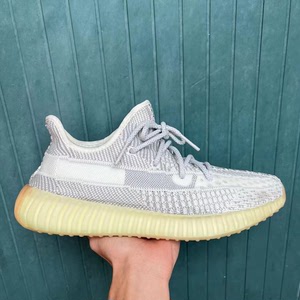 yezzy350灰天使 43码 原盒 穿一次 成色充新 19