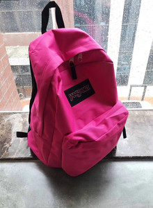 jansport双肩背包玫红粉色全新据说是王菲最爱的双肩背.