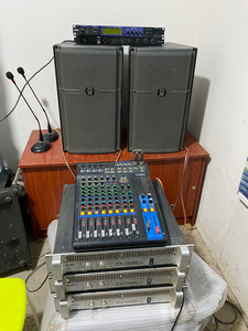 回收与出售二手音响设备无线话筒音箱功放点歌机投影仪前级效果器