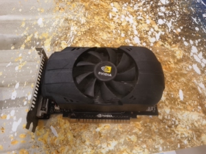 nvidia英伟达gtx750ti 4g ddr5 显卡正常