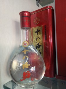 1箱6瓶价格,衡水老白干十八酒坊红宝石铁盒42度,纯粮酿造